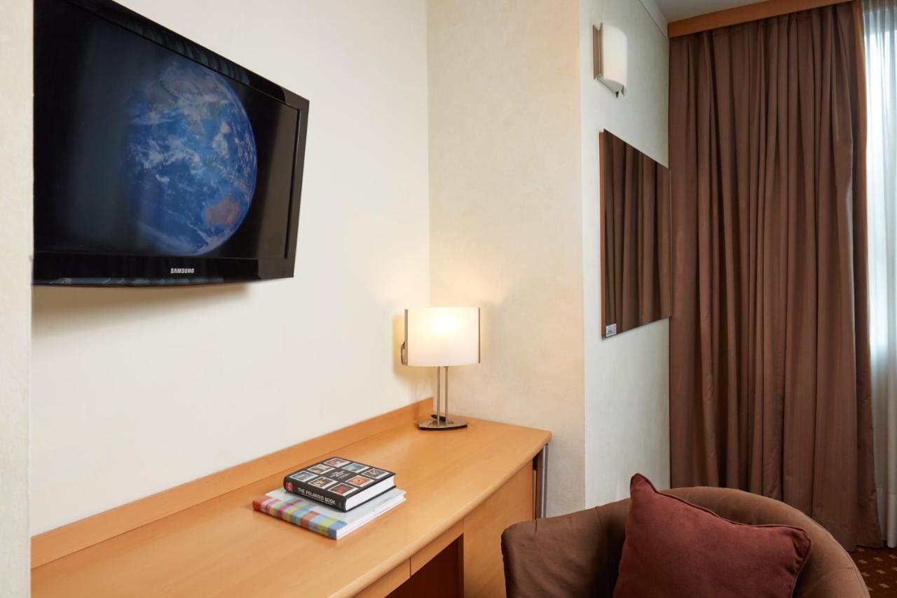 Garda Hotel Montichiari Ngoại thất bức ảnh